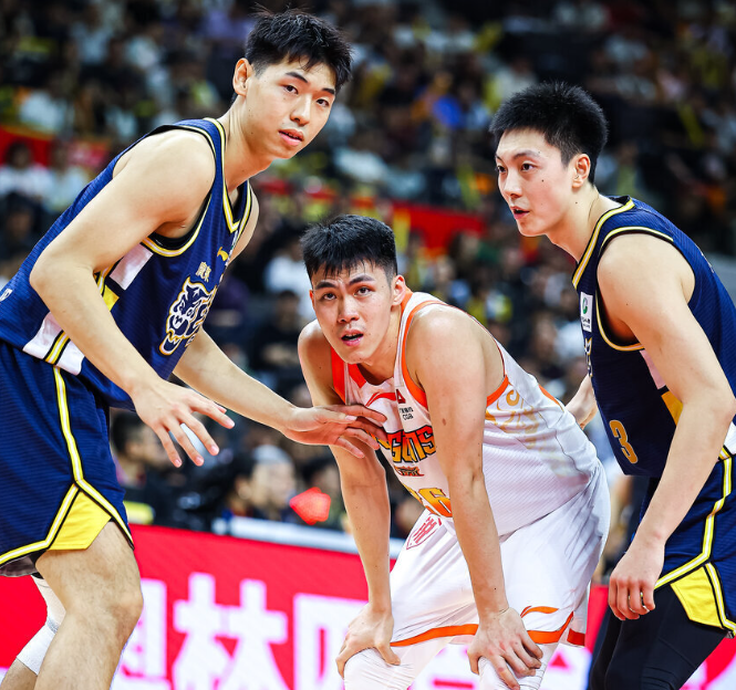 比利亚雷亚尔规划九名租借回归球员的未来