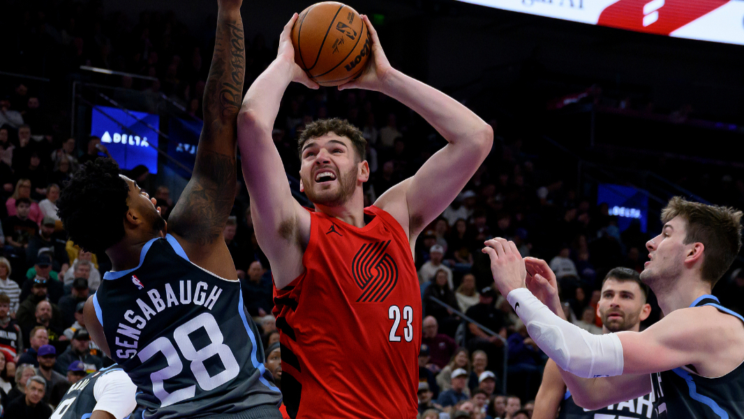 同样是NBA传奇巨星，为何科比营销害人，詹姆斯营销却无害？