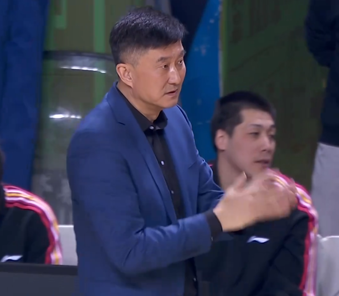 三万一张票，下不去手！尼克斯球迷攻陷圣城