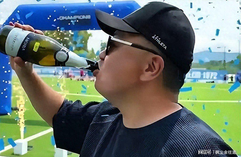 前国脚任航现场看世界杯：这么近那么远，梦想不该停止向前
